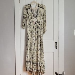 Knox Rose Target full-length bohemian prairie dress